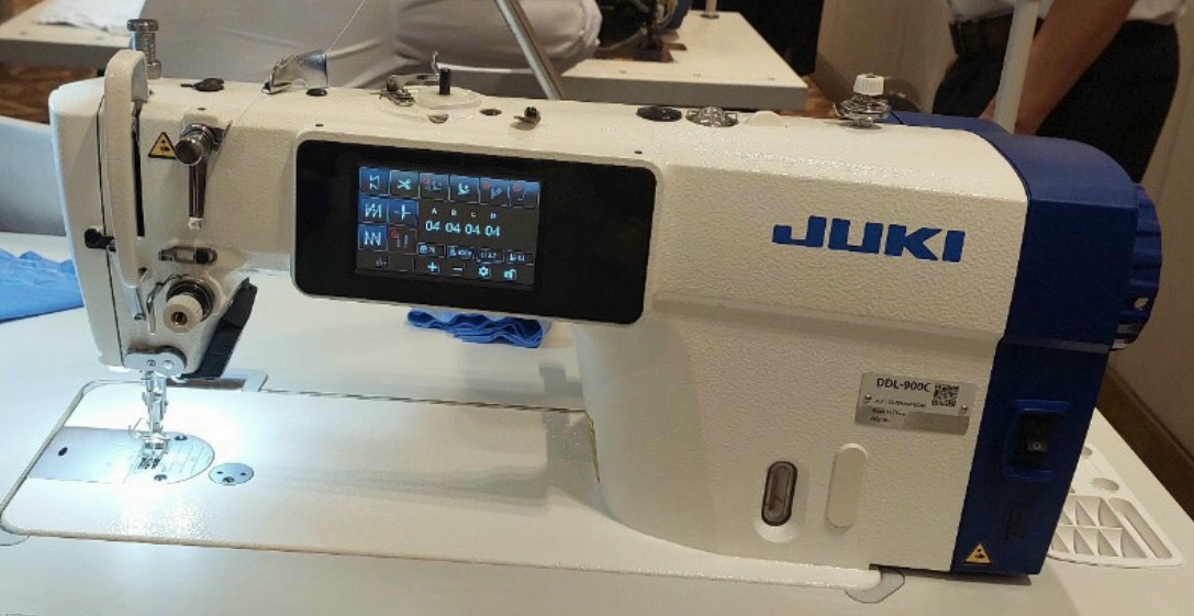 Máy 1 kim điện tử JUKI 900C